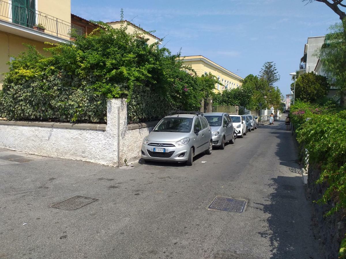 Appartamento G. Cervera66 Иския Екстериор снимка