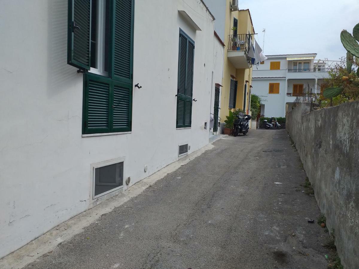 Appartamento G. Cervera66 Иския Екстериор снимка